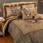 Whitetail Ridge 7 Pc TWIN Comforter Set & Matching Shower Curtain (1 Comforter, 1 Flat Sheet, 1 Fitted Sheet, 1 Pillowcase, 1 Sham, 1 Bedskirt, 1 Square Pillow, 1 Shower Curtain) – Deer Bedding